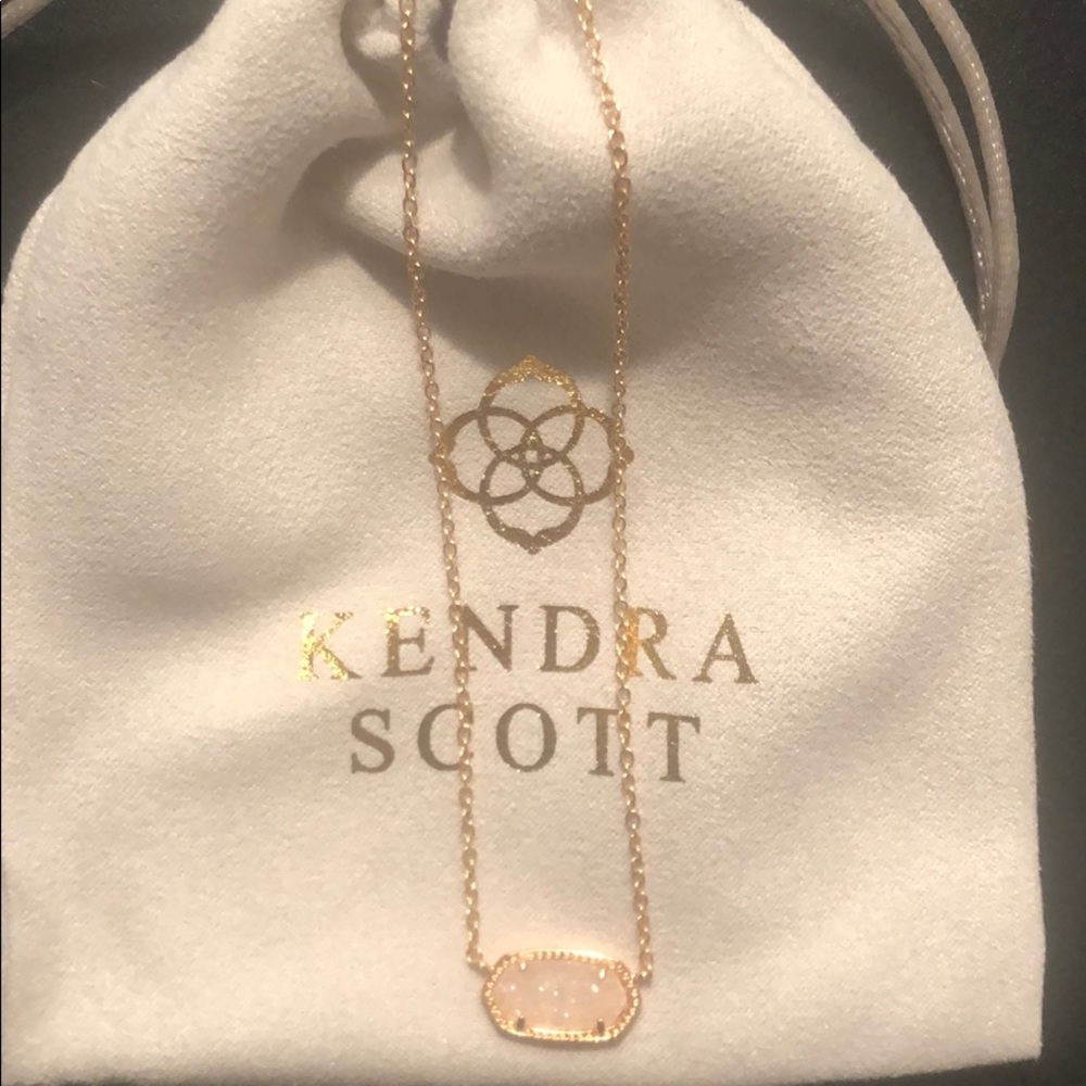 Kendra Scott Elisa Necklace Worn Once